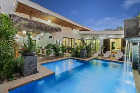 Gorgeous 4-BD Zen Retreat w Pool Apartment